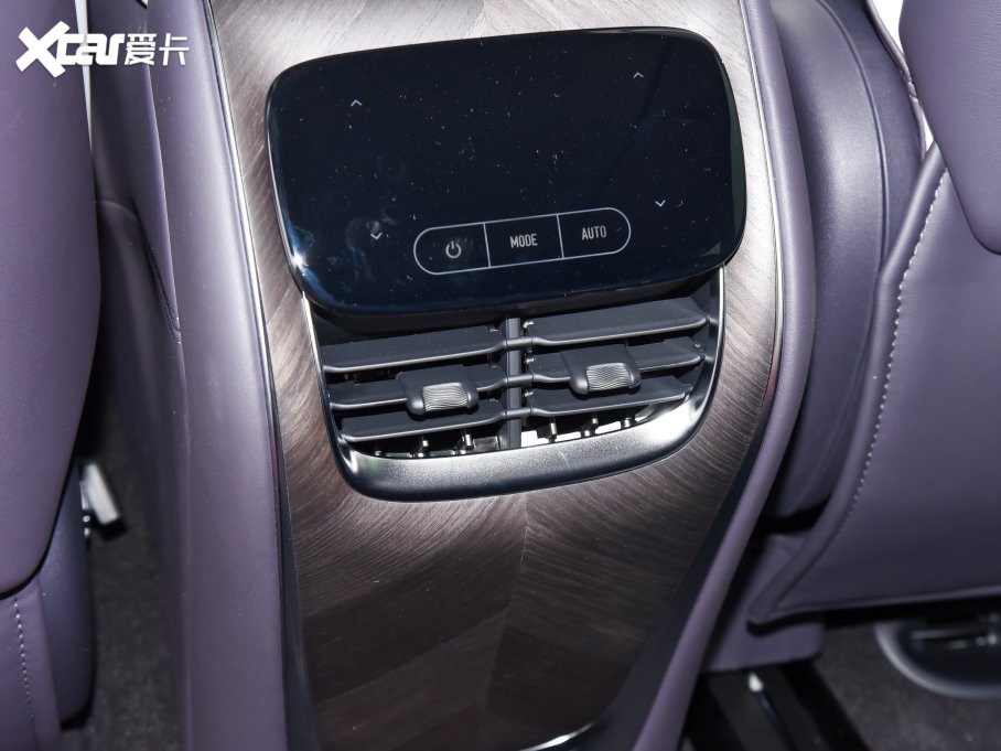 2023ǼLS7 100kWh Lux