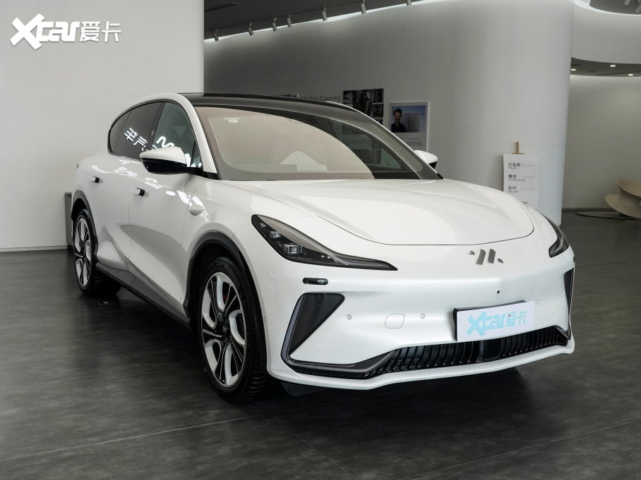 2023ǼLS7 100kWh Lux