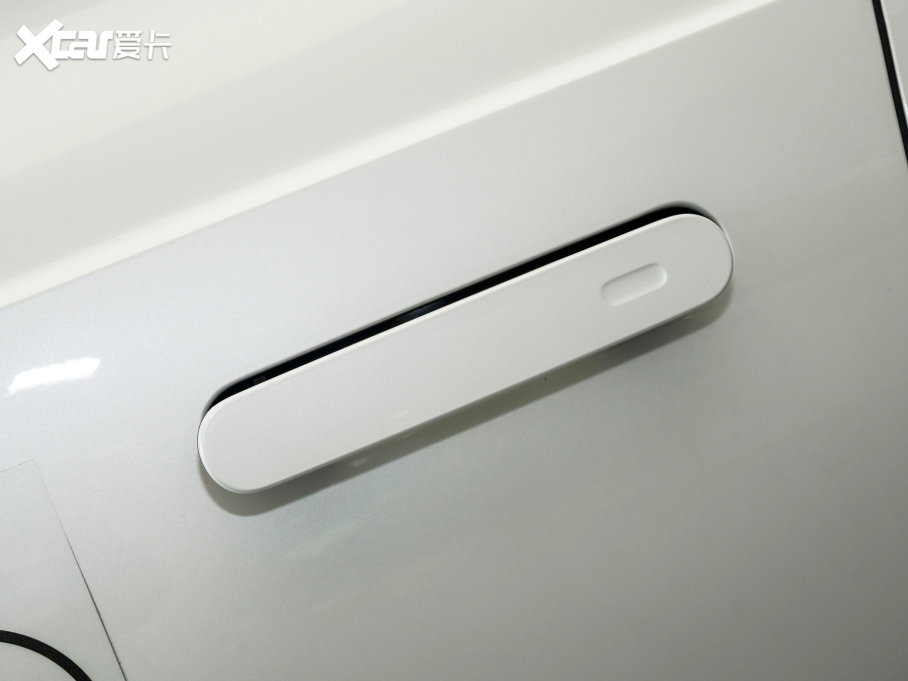 2023ǼLS7 100kWh Lux