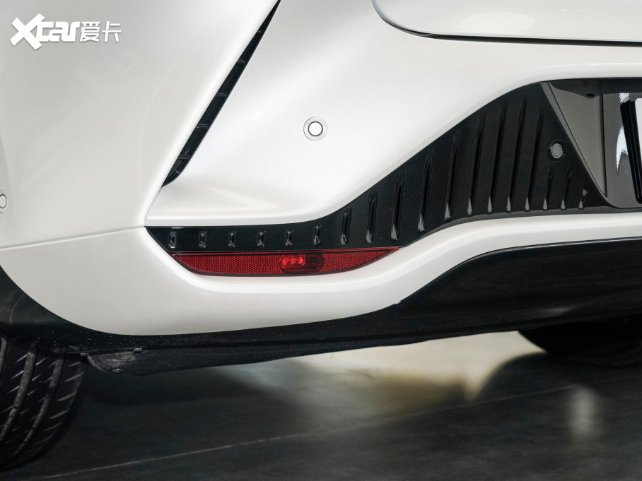 2023ǼLS7 100kWh Lux