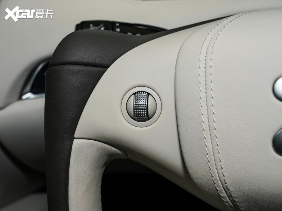 2023ǼLS7 100kWh Lux