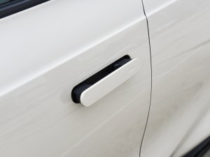 2023100kWh Lux(q) {T