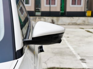 2023100kWh Lux(q) (x)(ji)^