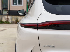 2023100kWh Lux(q) (x)(ji)^