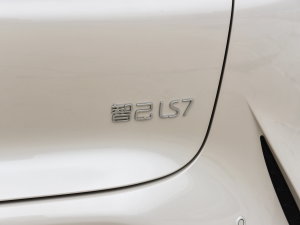 2023100kWh Lux(q) (x)(ji)^