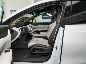 2023100kWh Lux ǰſg