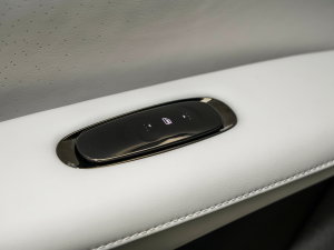 2023100kWh Lux ܇ƅ^