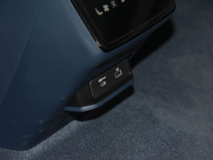 2021Lmp늙C YOU п؅^