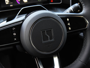 2021Lm늙C WE п؅^