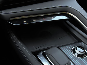 2021Lm늙C WE п؅^