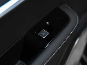 2021Lm늙C WE ܇ƅ^