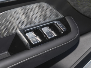 2021Lmp늙C WE {܇ƅ^	