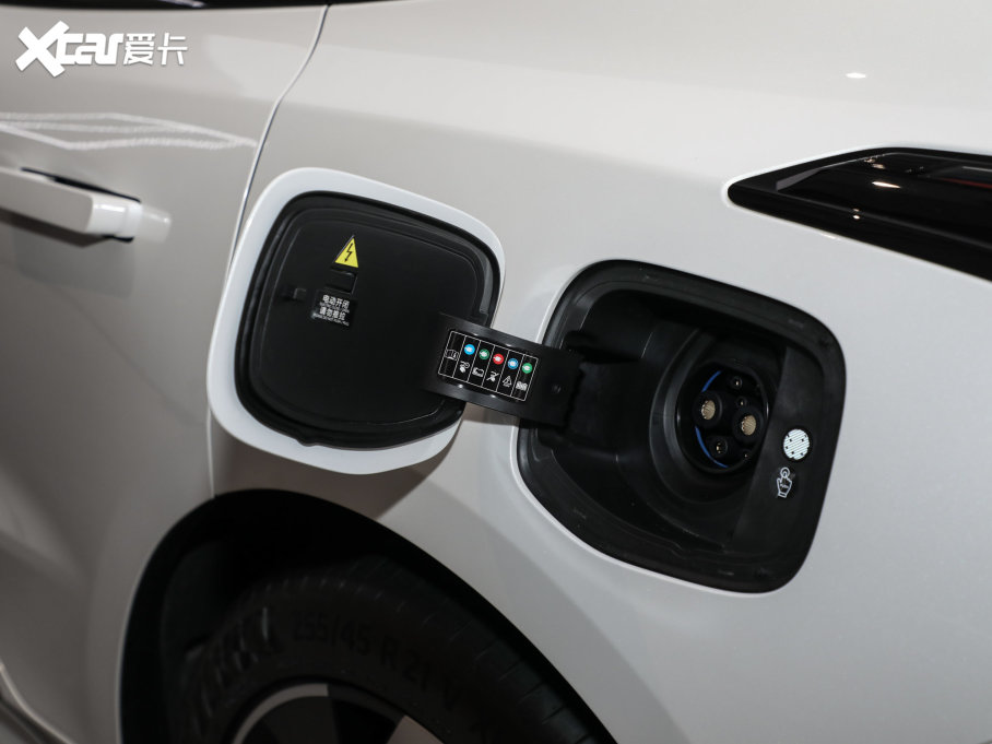 2022O001 L(zhng)m(x)늙C(j) WE