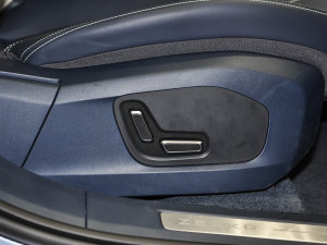 2022Lmp늙C YOU g