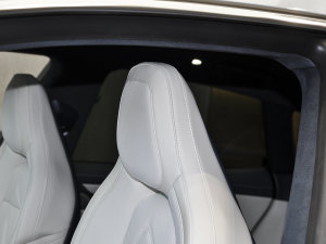 2022Lmp늙C YOU g