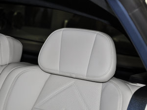 2022Lmp늙C YOU g