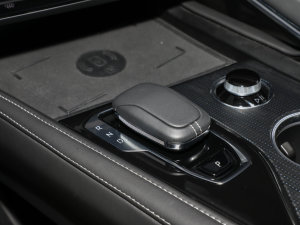 2022Lm(x)늙C(j) WE QU