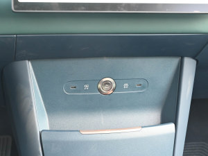 2023�����(q��)YOU�� 5�� ���g����