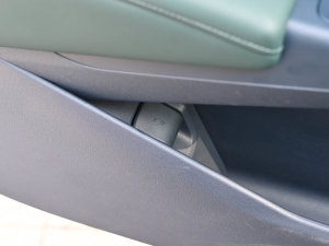 2023�����YOU�� 5�� ���g����