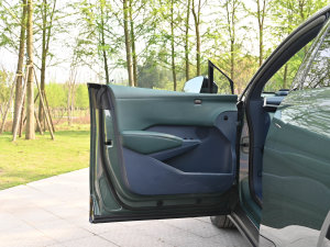 2023�����YOU�� 5�� �{�λ܇�T