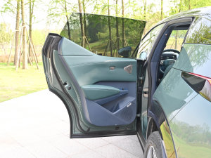 2023�����YOU�� 5�� ���܇�T