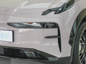 2023����YOU�� 4�� ���