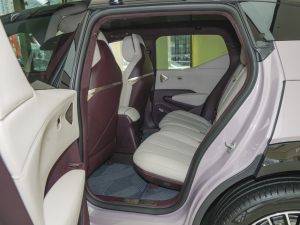 2023����YOU�� 4�� ���ſ��g