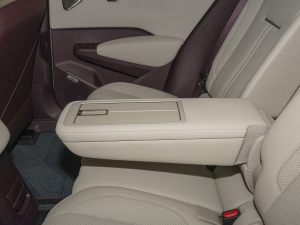 2023����YOU�� 4�� �����������