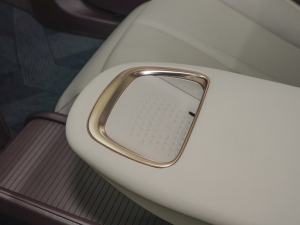 2023����YOU�� 4�� ���g����