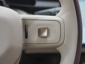 2023����YOU�� 4�� �п؅^