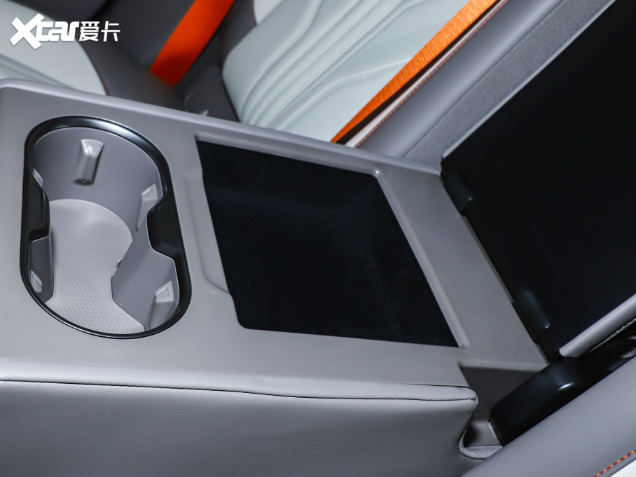 2025O007GT (q){ 75kWh