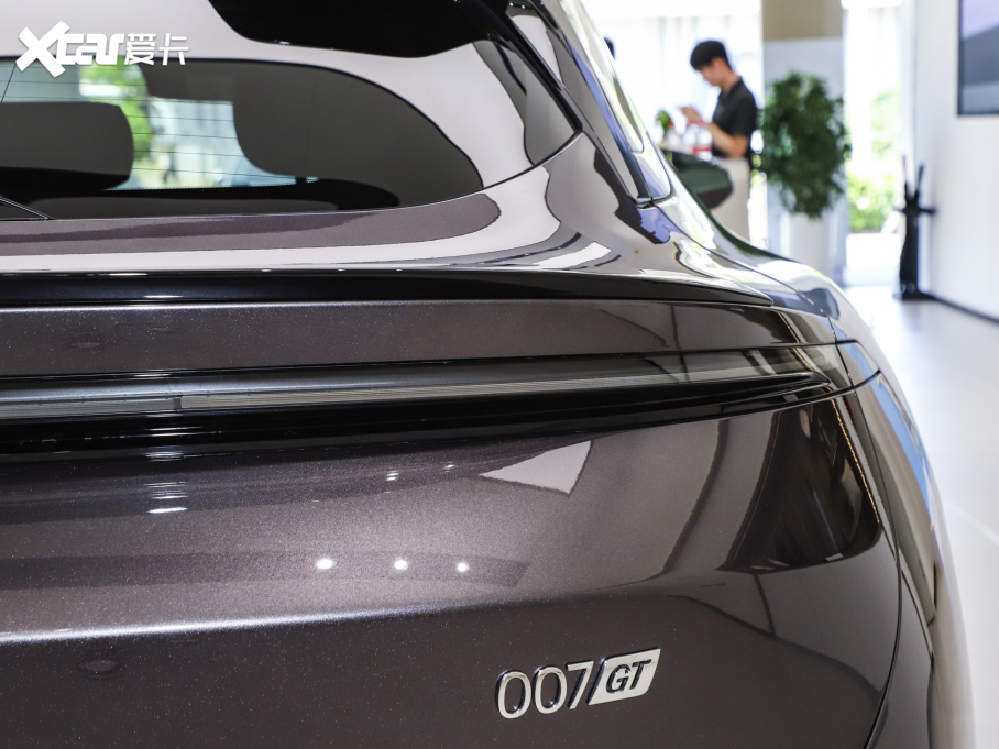 2025O007GT (q){ 75kWh