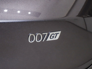 2025(q){ 75kWh (x)(ji)^