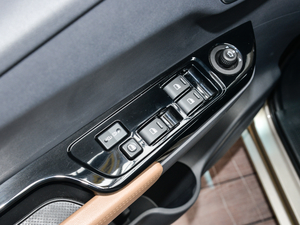 20181.6L քӾӢ V {܇ƅ^	