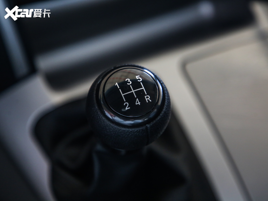 2020𱭿\  2.0L ˜61TZS VI