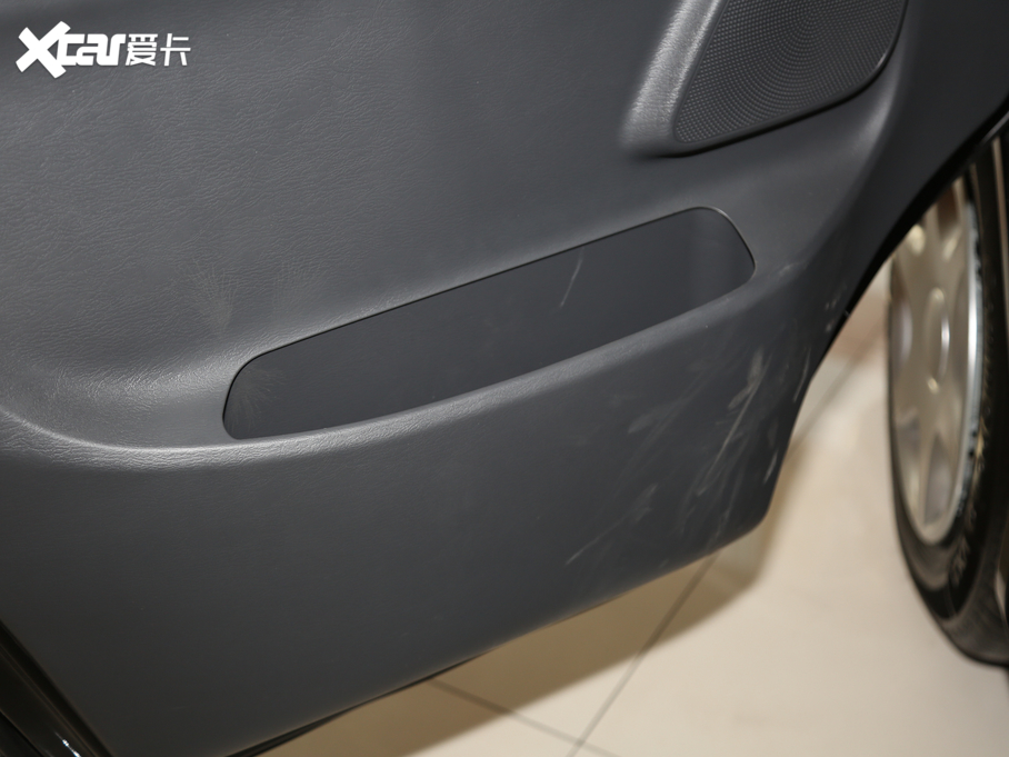 2020𱭿\(yn)  2.0L A101TZS VI