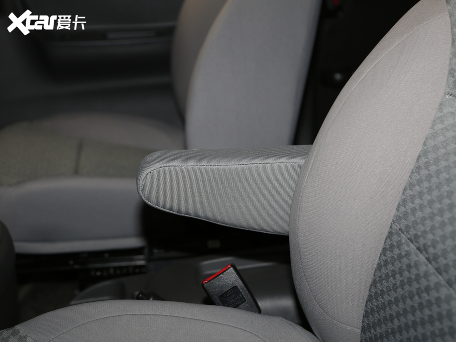 2020𱭿\  2.0L A101TZS VI