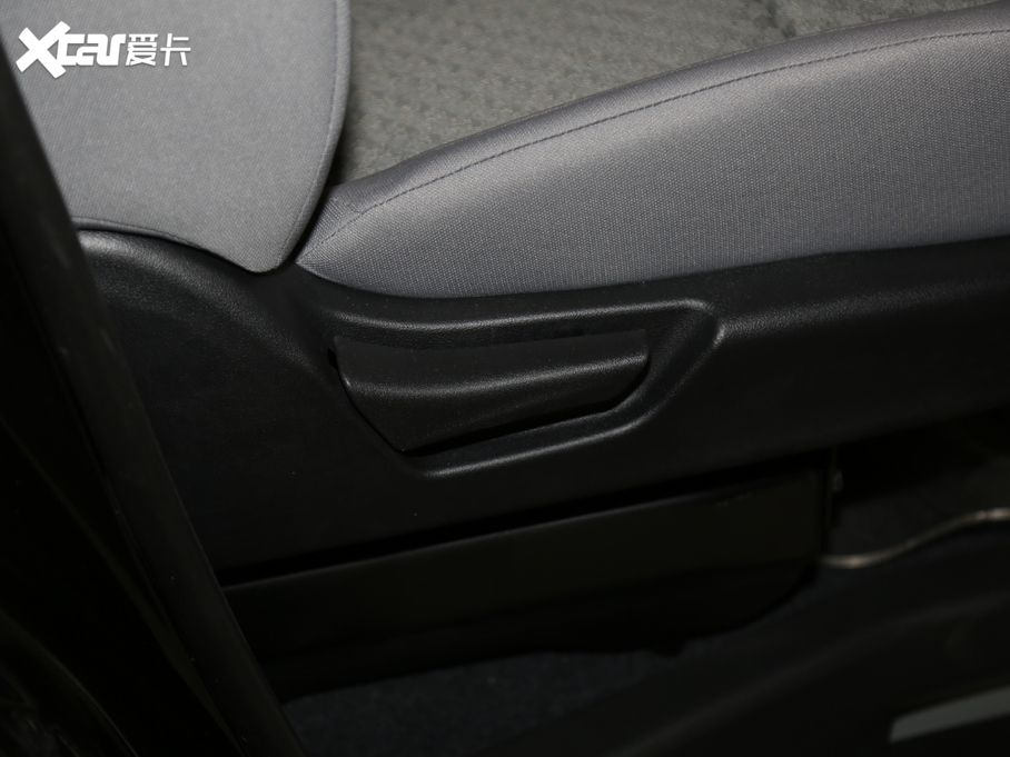 2020𱭿\  2.0L A101TZS VI