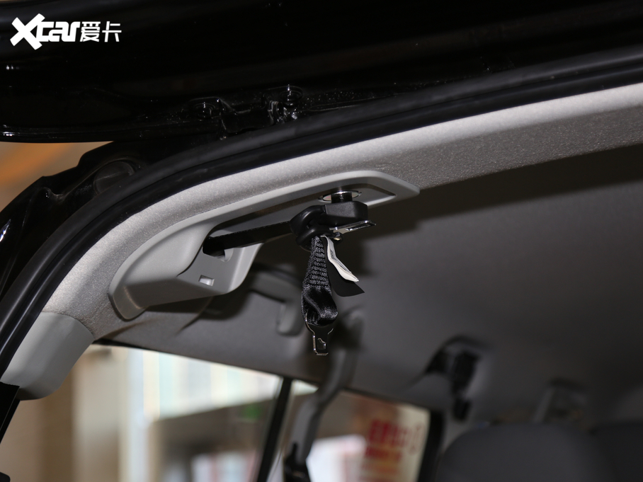 2020𱭿\  2.0L A101TZS VI