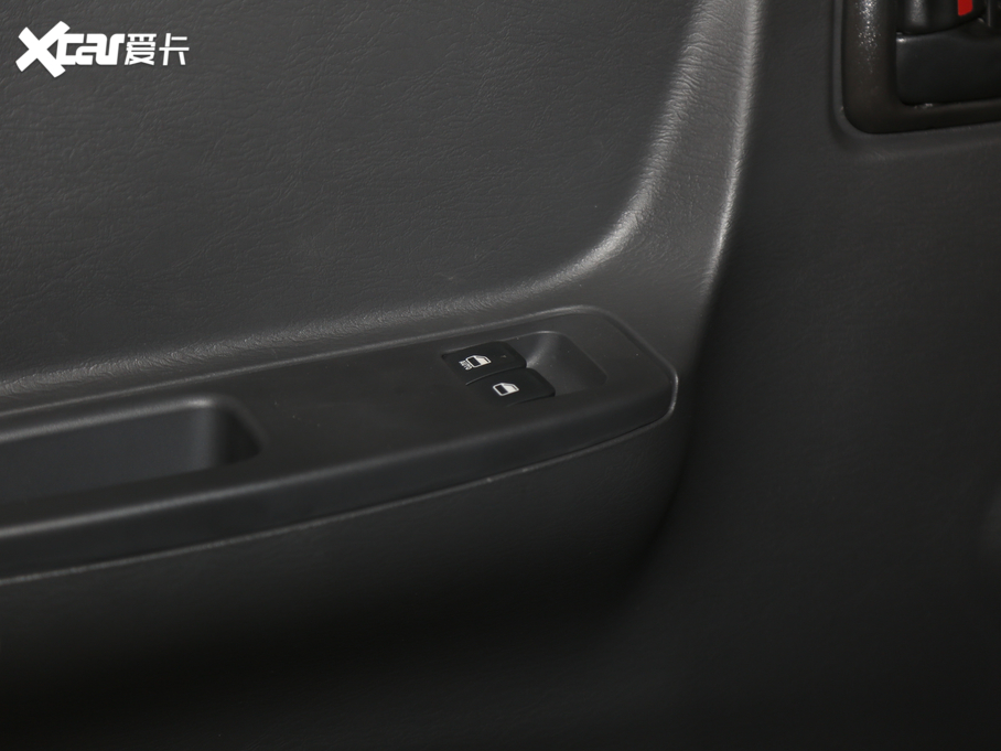 2020𱭿\  2.0L A101TZS VI