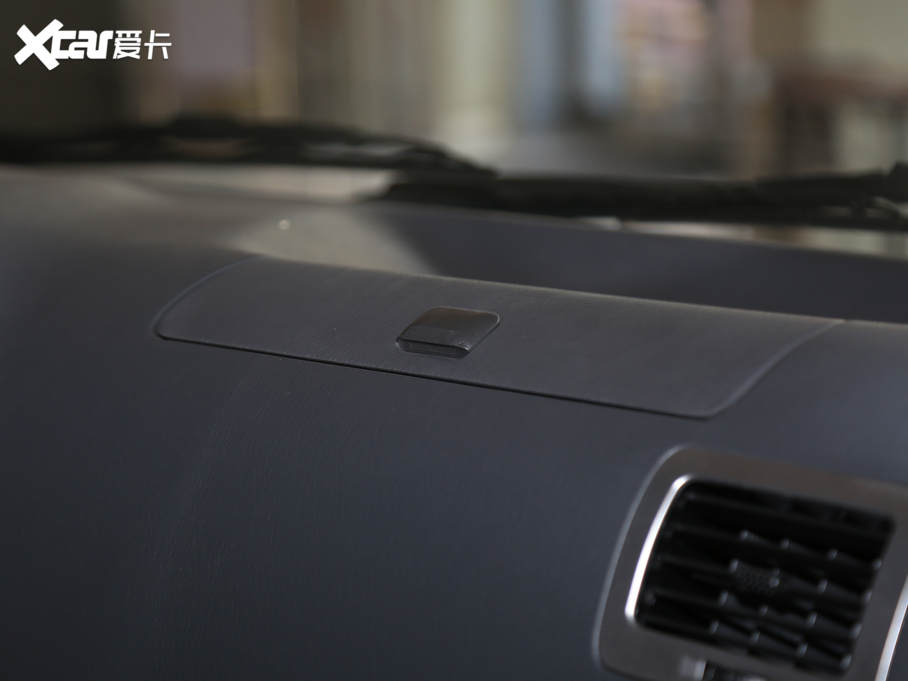 2020𱭿\  2.0L A101TZS VI