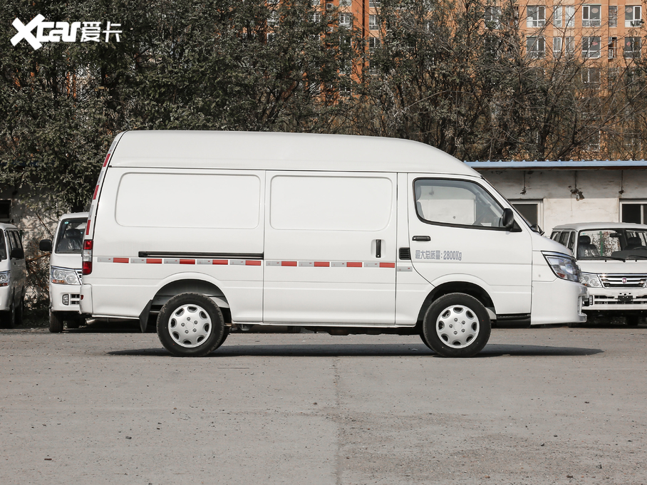 2020{  2.0L\ϵкA͎؛ VI