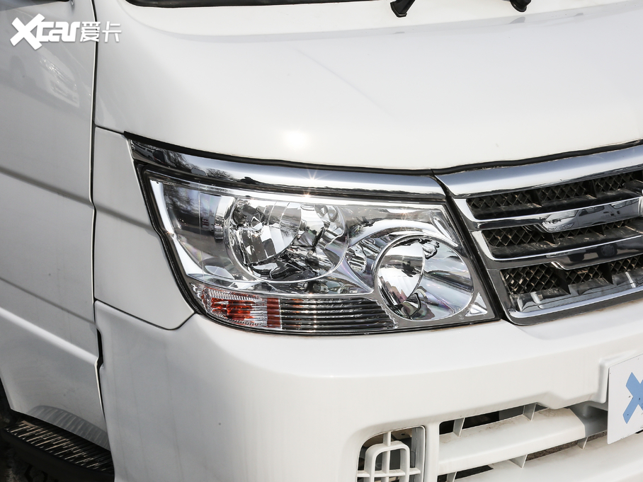 2020{  2.0L\ϵкA͎؛ VI