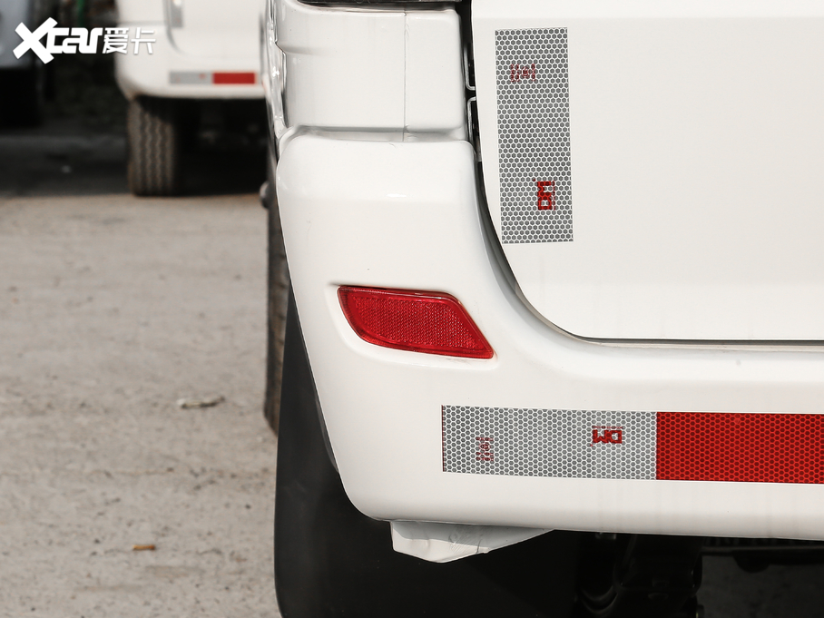 2020{  2.0L\ϵкA͎؛ VI