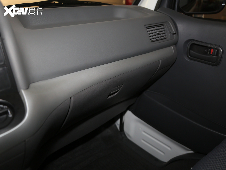 2020{ 2.0L\ϵ͎̄؛˜ VI