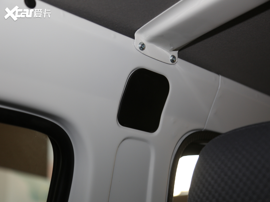 2020{ 2.0L\ϵ͎̄؛˜ VI