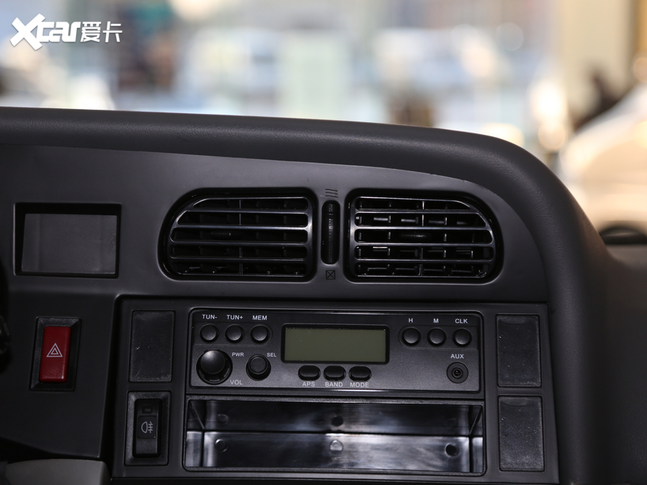 2020{ 2.0L\ϵ͎̄؛˜ VI