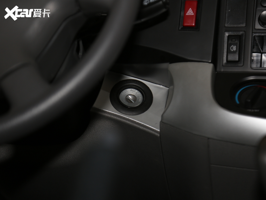 2020{ 2.0L\ϵ͎̄؛˜ VI