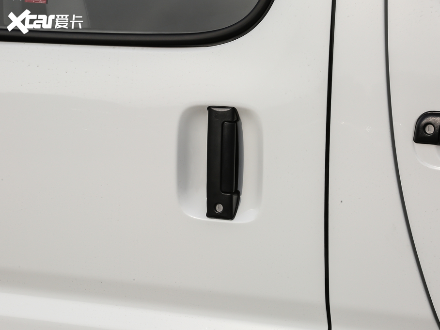 2021��𱭺��{�� 2.0L ���\��ϵ�н��\�� �˜�� 6��