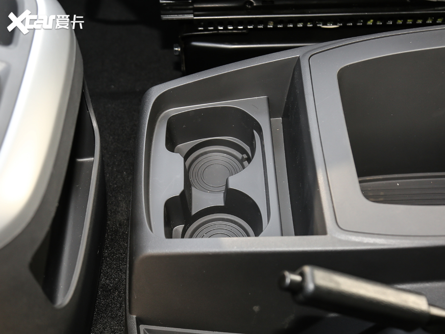 2021𱭺{ 2.0L ̄(w)ϵ (bio)(zhn) 9